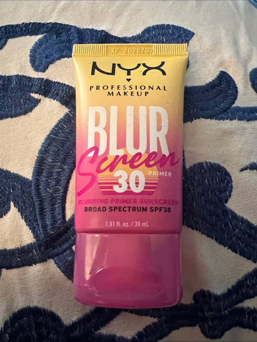 NYX Blur Screen SPF30 Primer - New